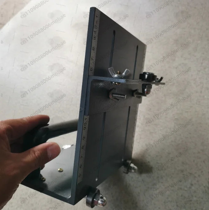 Plastic floor construction tools, wall trimmer, push according to the wall, two-way cutting 7-20 cm adjustable
