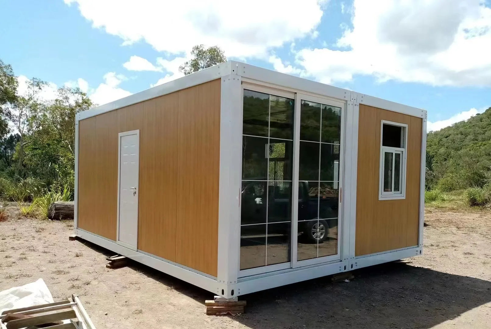 20Ft 40ft Foldable Movable Flat Pack Coffee Shop bar One Bedroom Prefab Mobile Container House Luxury Modular Homes